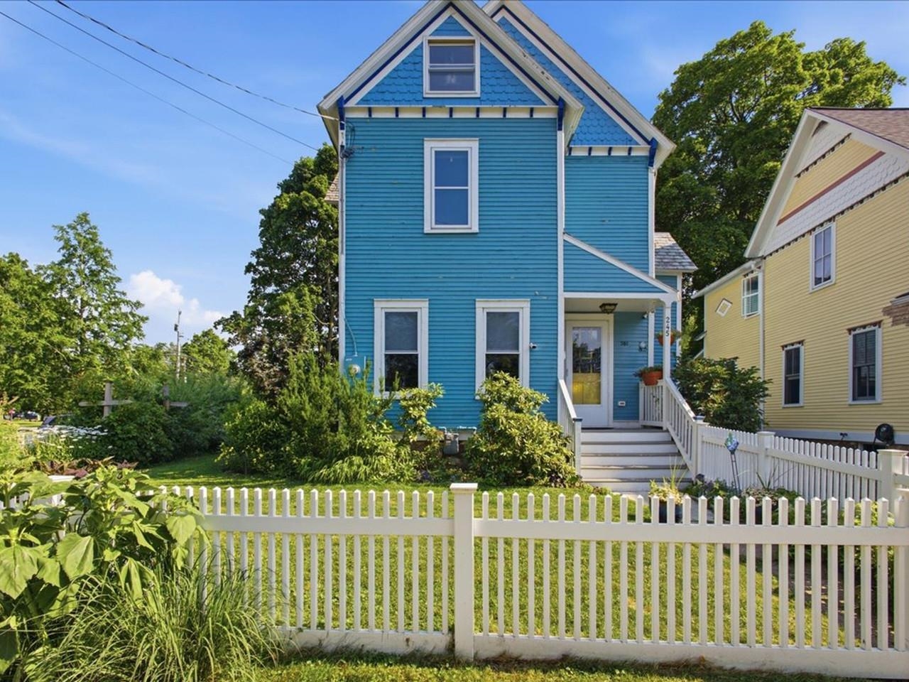 245 Loomis Street