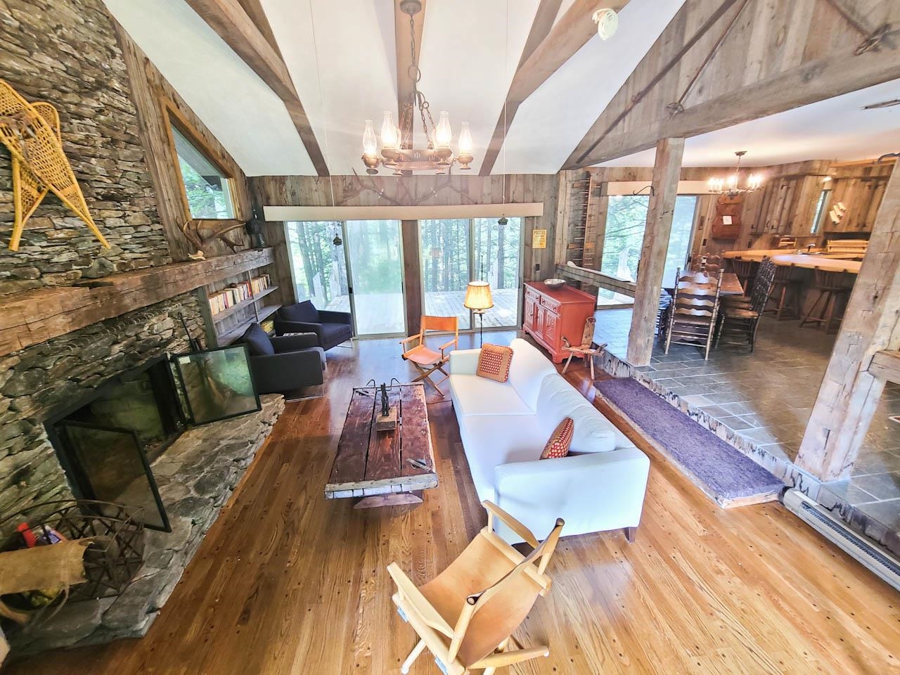 245 Norwegian Lane