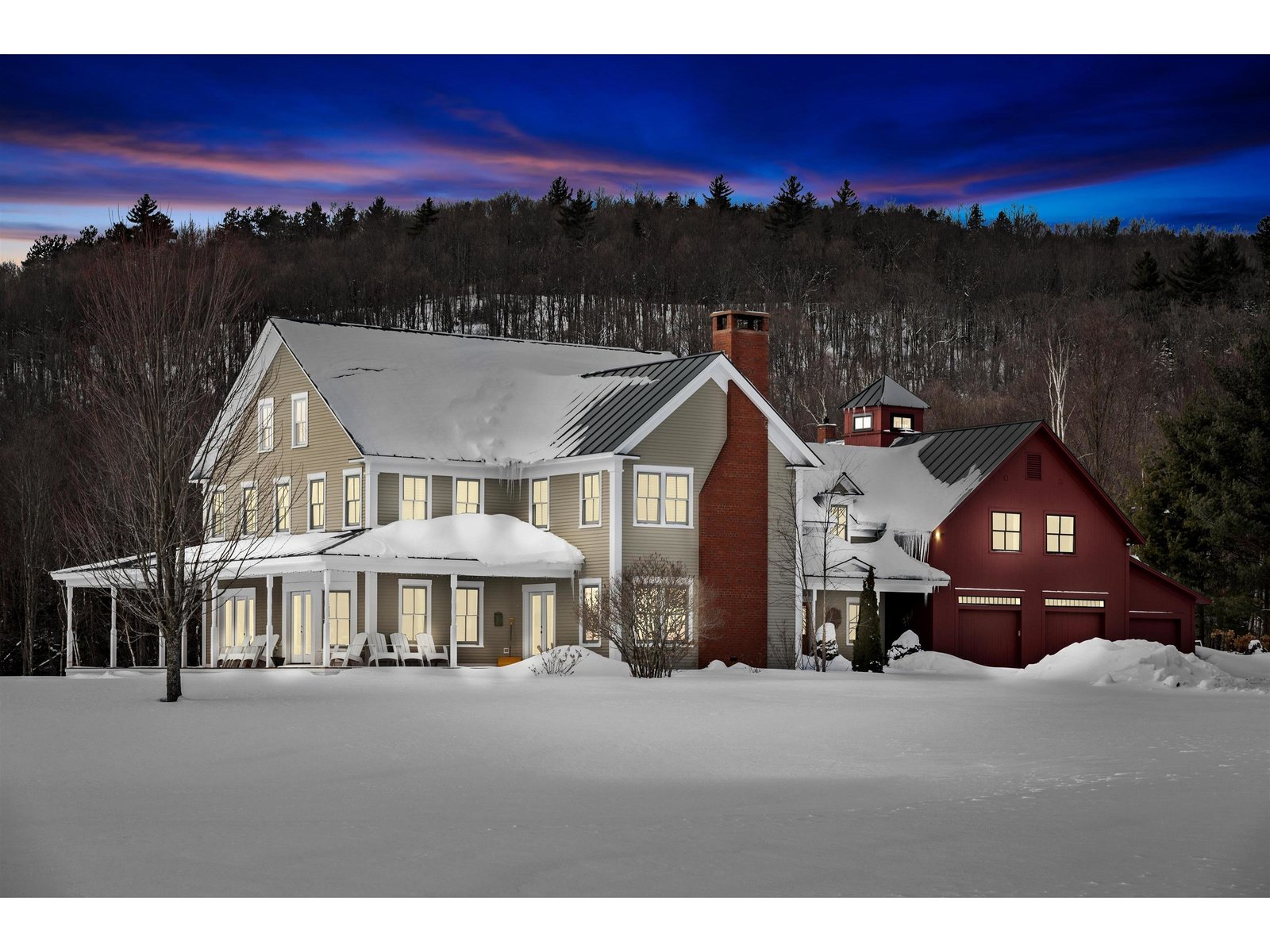 2455 West Hill Road, Stowe