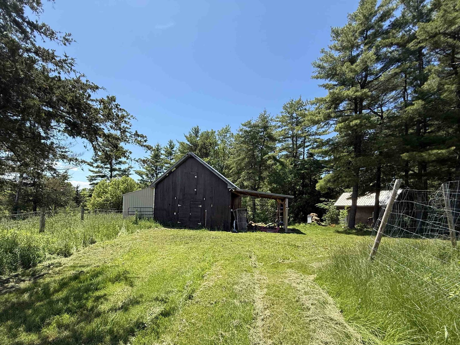 2475 Town Line Road