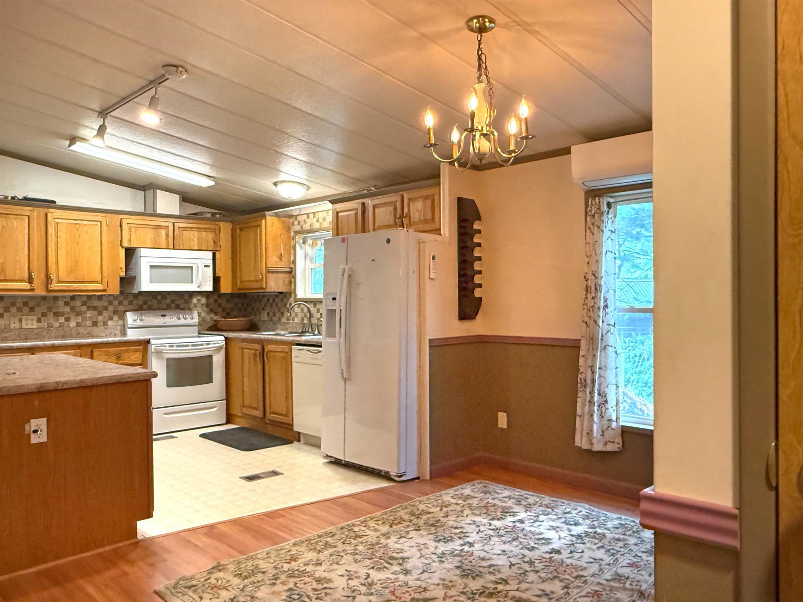 2475 Town Line Road