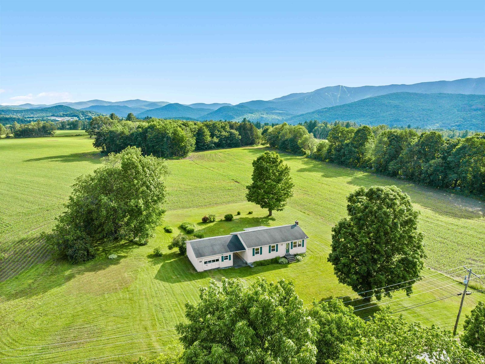 2480 East Warren Road, Waitsfield