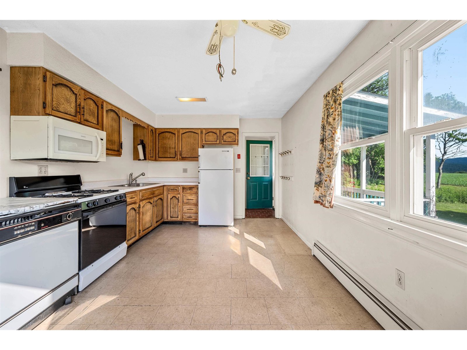 2480 East Warren Road