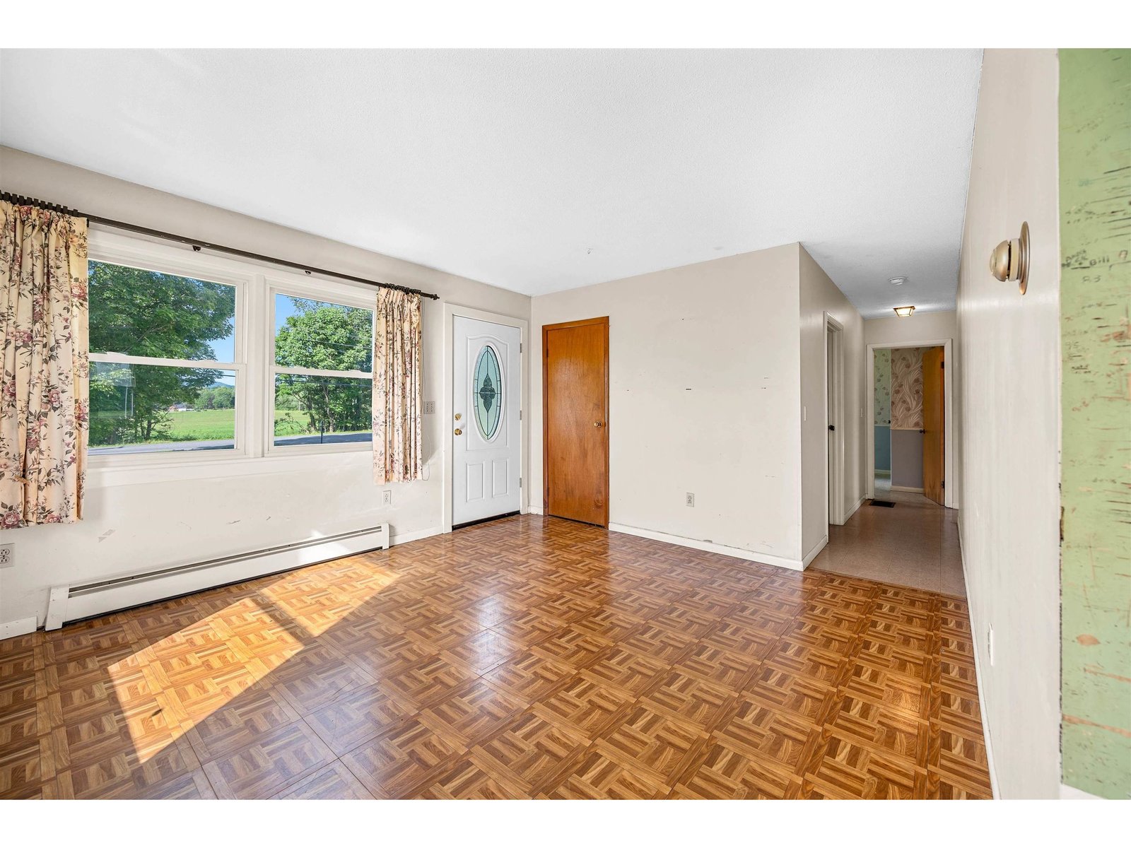 2480 East Warren Road