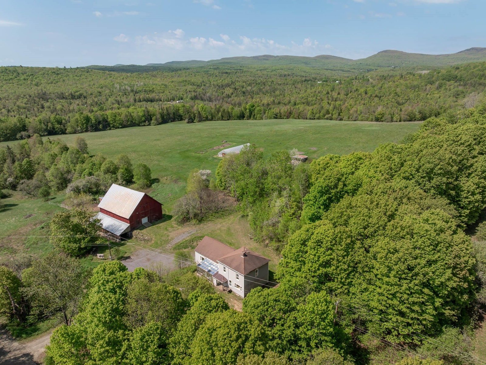 2486 Peak Road