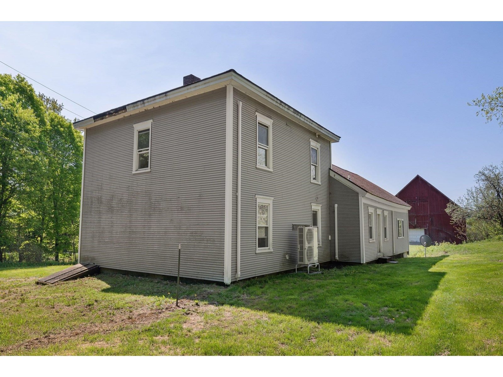 2486 Peak Road