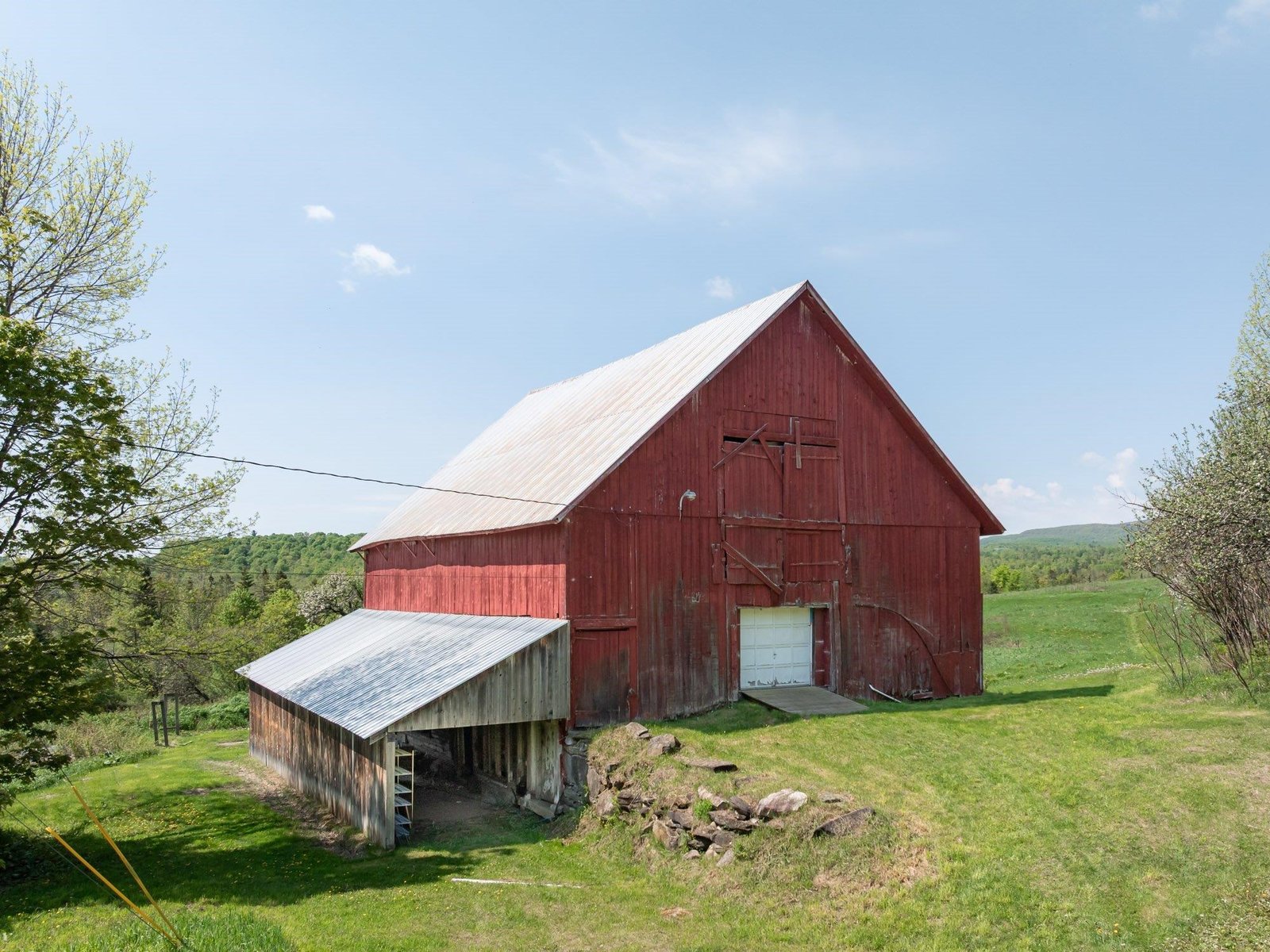 2486 Peak Road