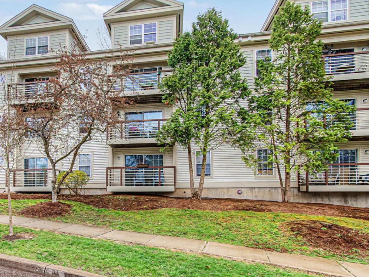 2nd floor unit with balcony