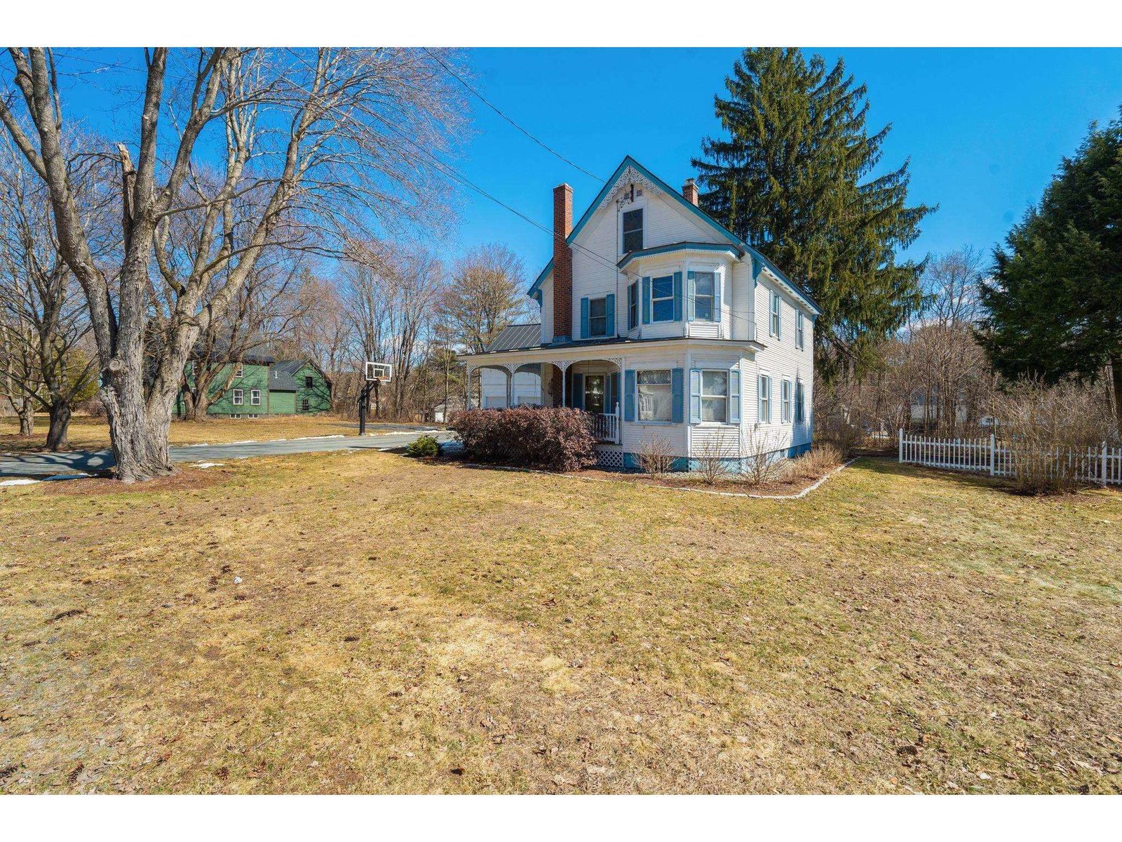 249 Norwich Avenue, Hartford