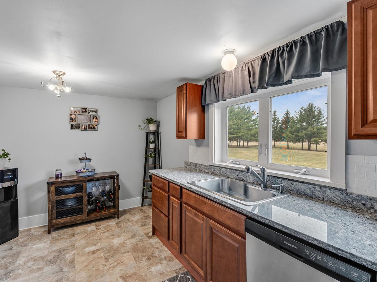 2490 Crown Point Road