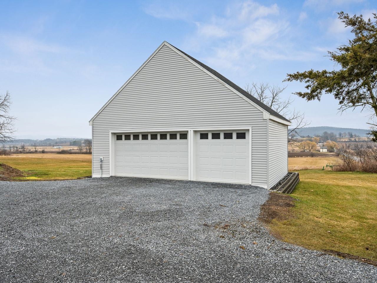 New 3-Bay Garage