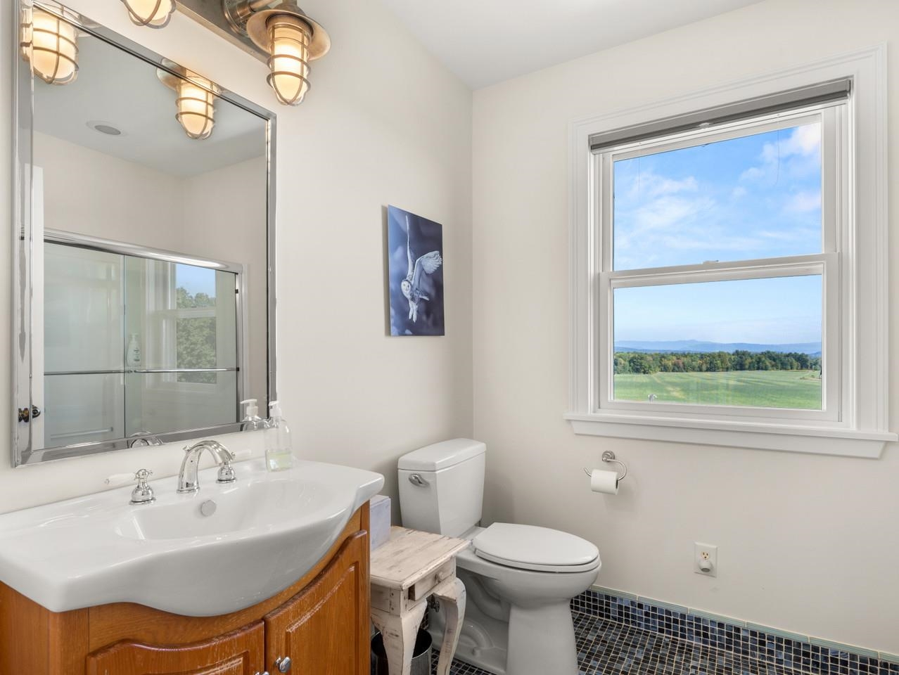 2nd Floor Bathroom