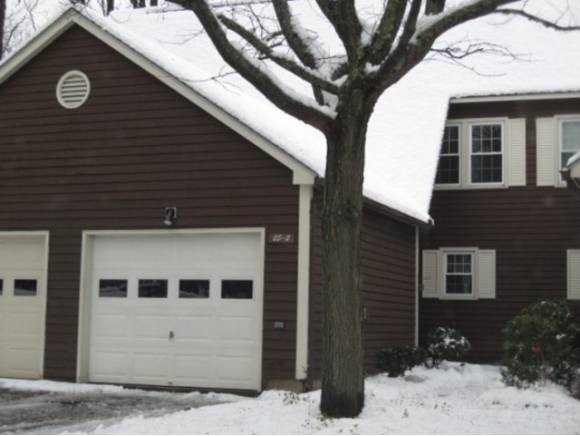25-2 Woodbine by the Lake, Unit 2