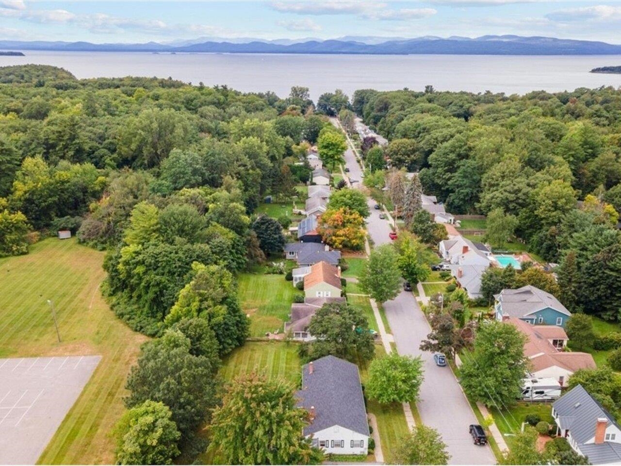 25-33 Killarney Drive