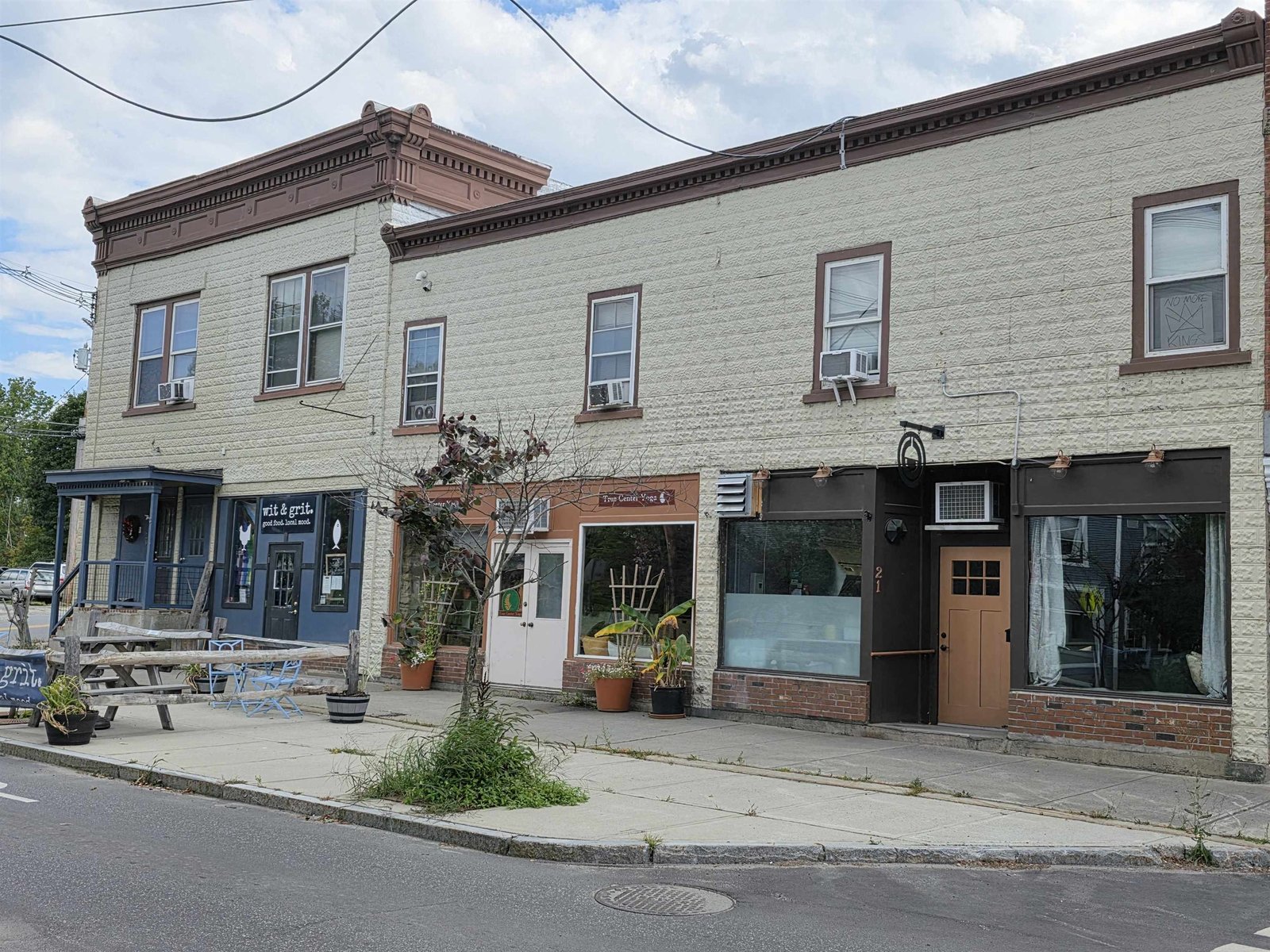 25 Back Street, Randolph