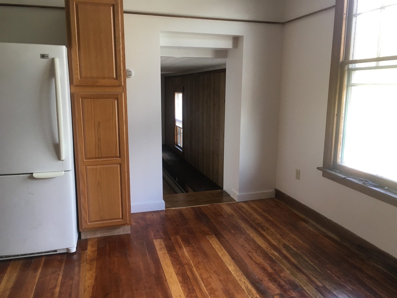 Apt 4