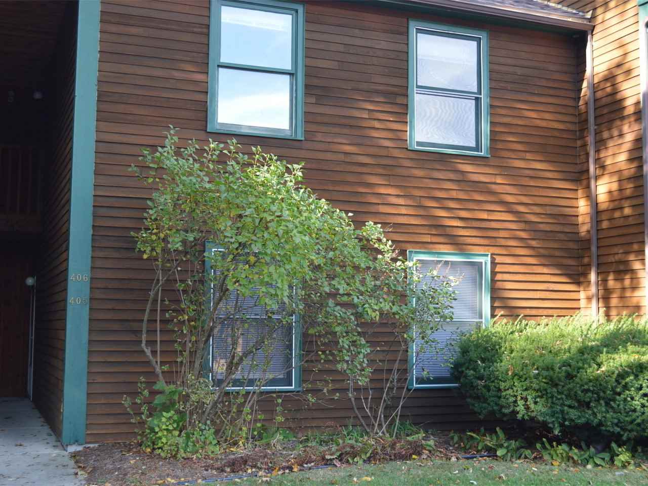 25 Baycrest Drive, Unit 405