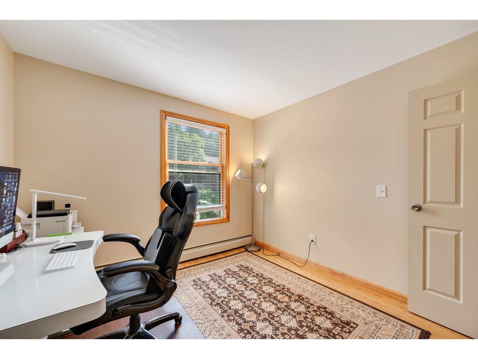 25 Baycrest Drive, Unit 605