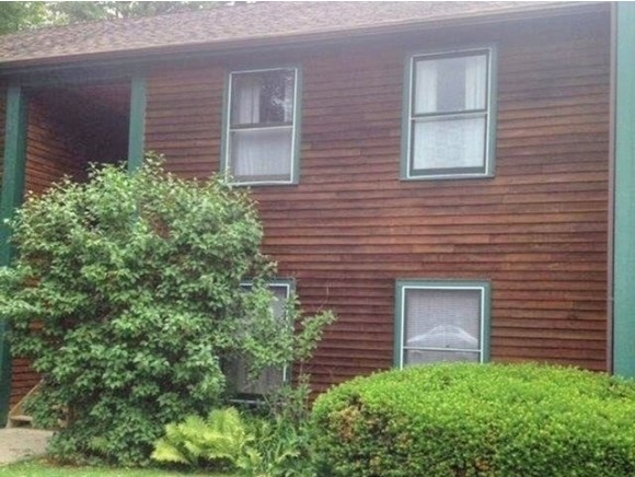 25 Baycrest Road, Unit 406