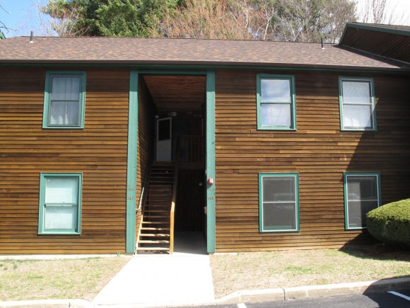 25 Baycrest, Unit 305