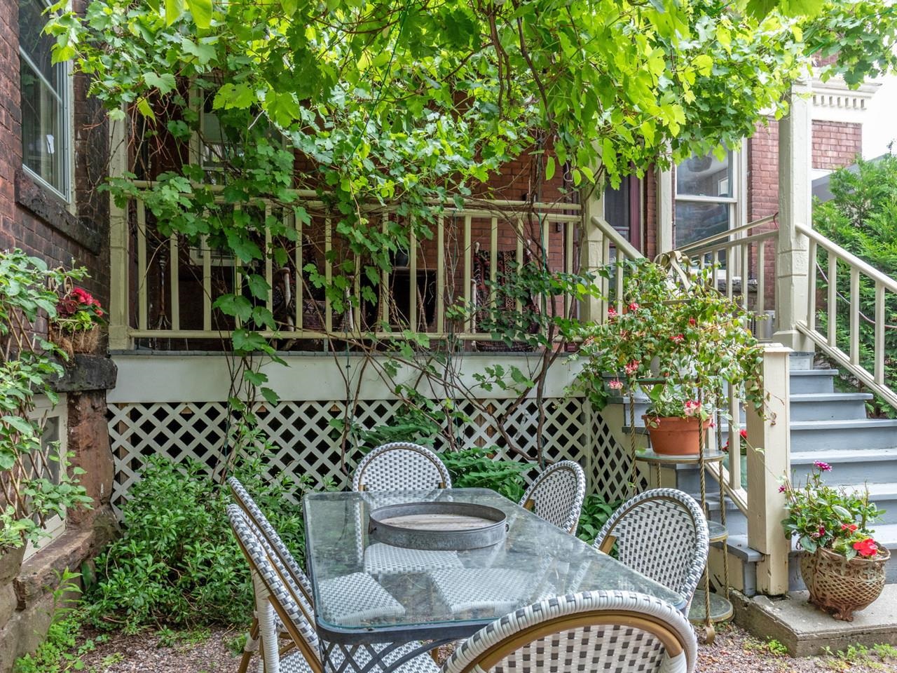Private outdoor spaces