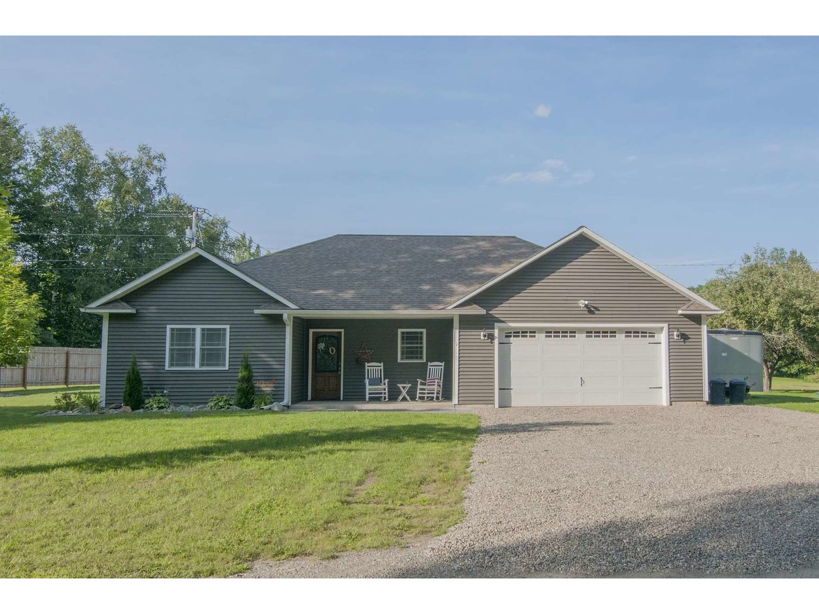 25 Derby Pond Road