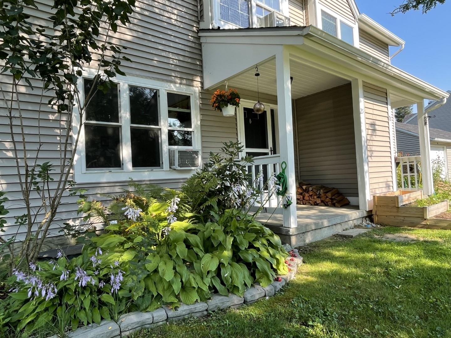 25 East Country Club Drive, Unit 25