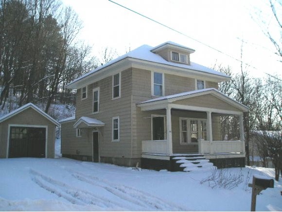 25 Hall Street