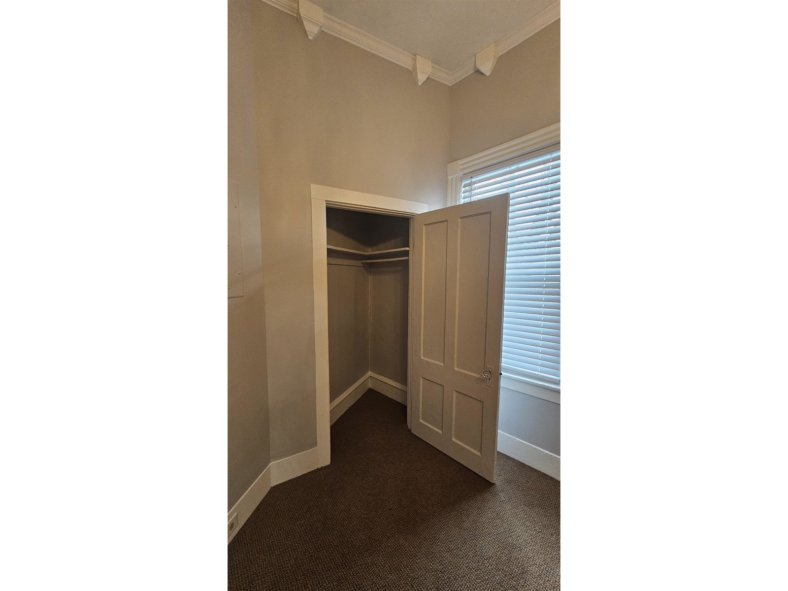 25 Intervale Avenue