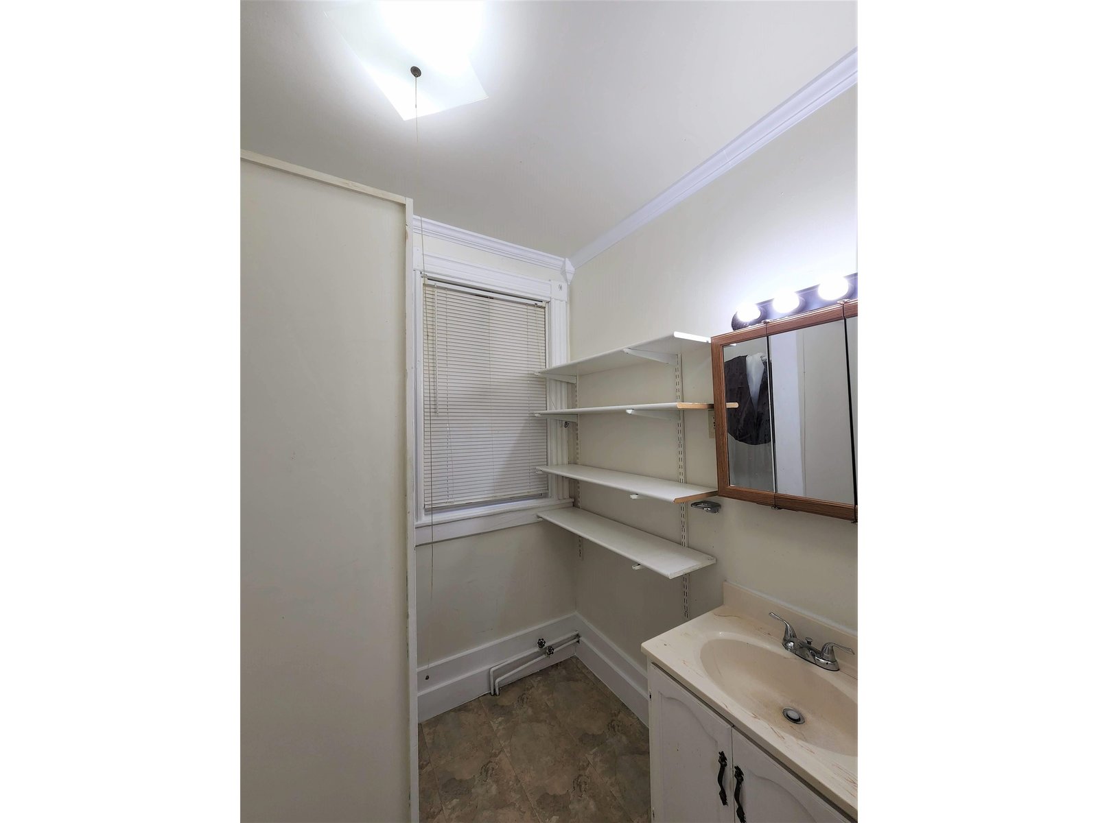 25 Intervale Avenue
