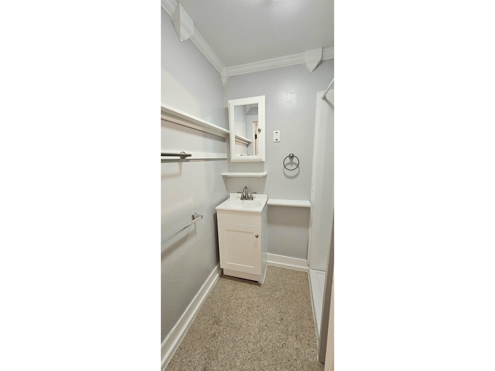 25 Intervale Avenue