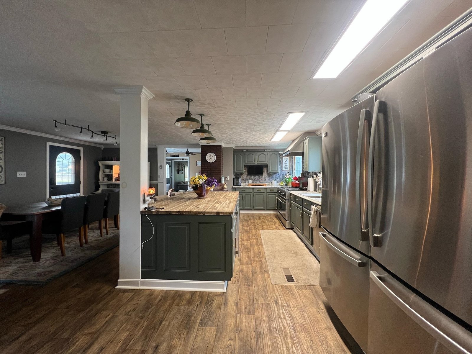 25 King Drive
