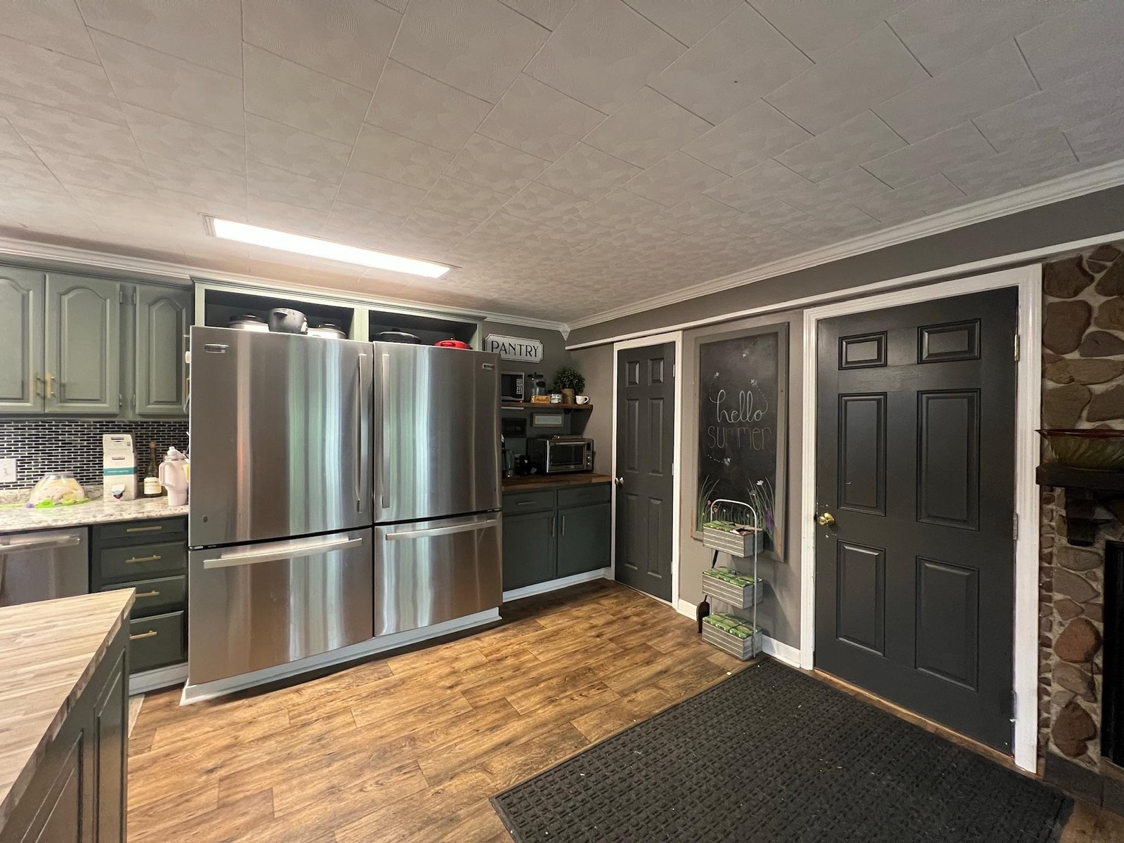 25 King Drive