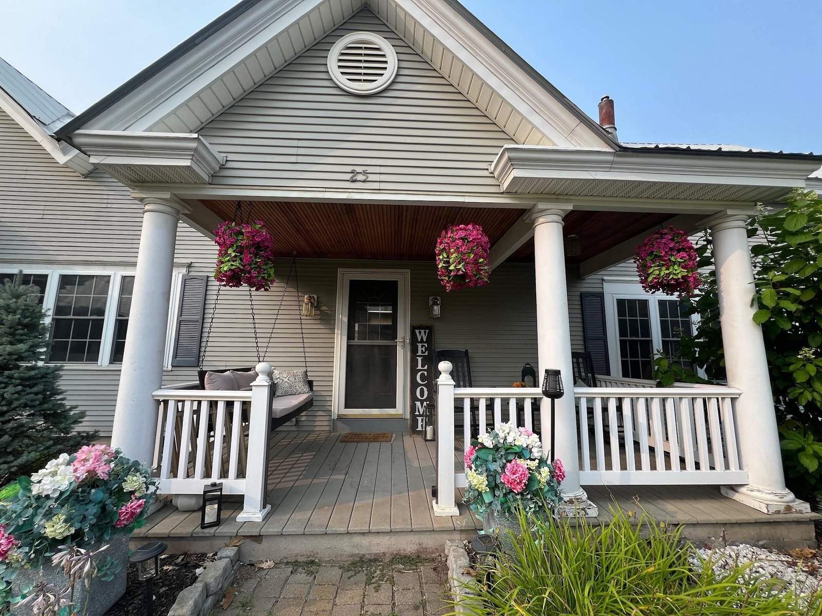 25 King Drive
