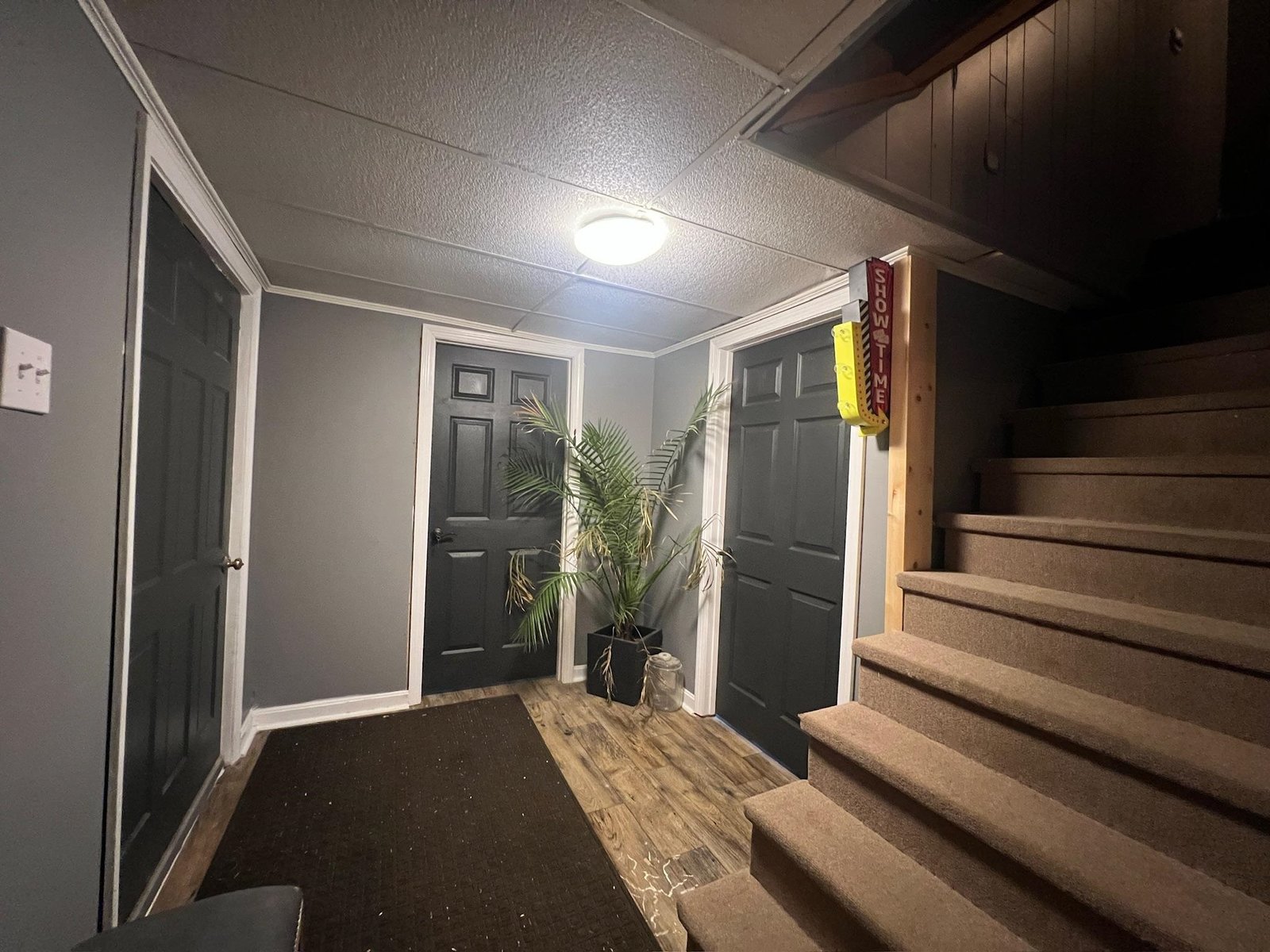 25 King Drive