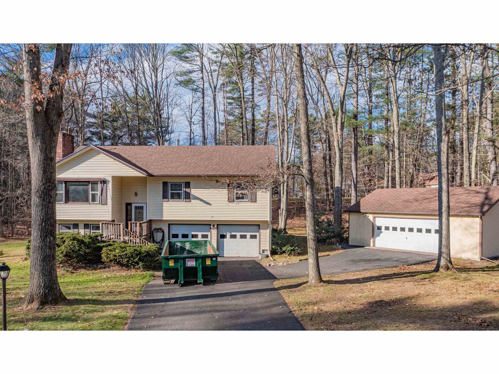 25 Logwood Circle