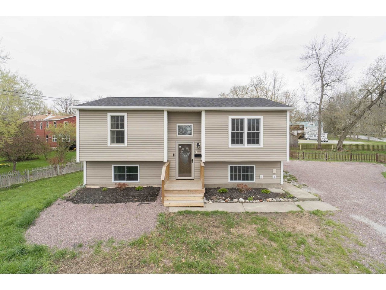 25 Lower Gilman Street