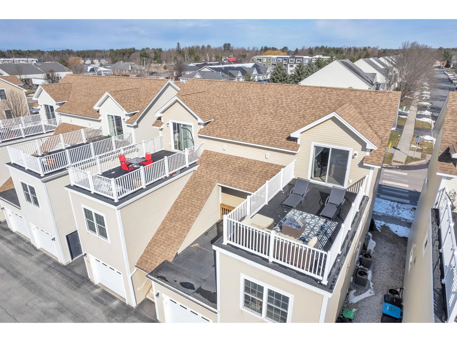 25 Madison Drive