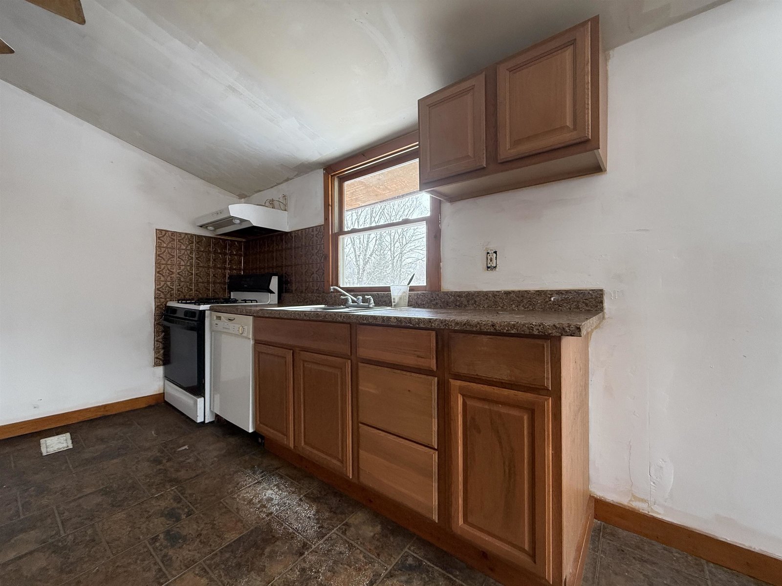 25 Maillet Road