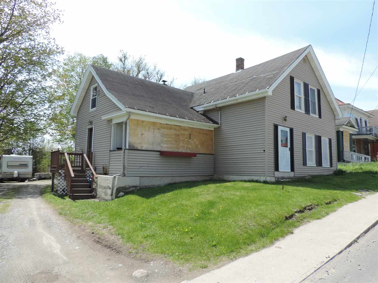 25 Main Street