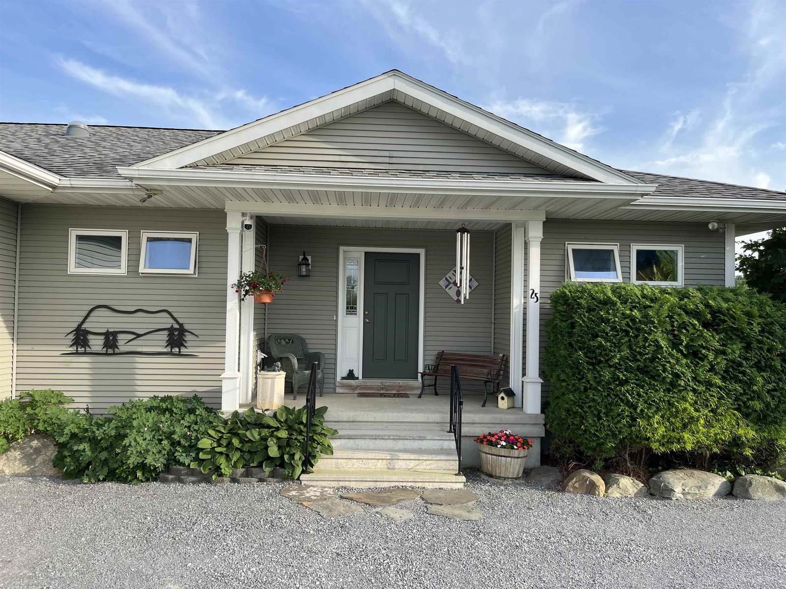 25 Mansfield View Drive