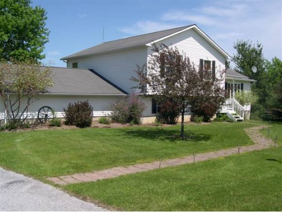 25 Parsons Ave
