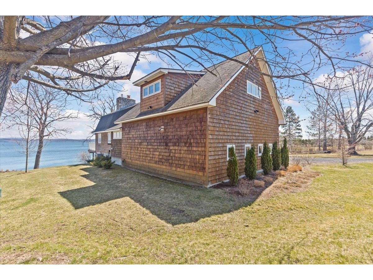 25 Pearl Bay Lane