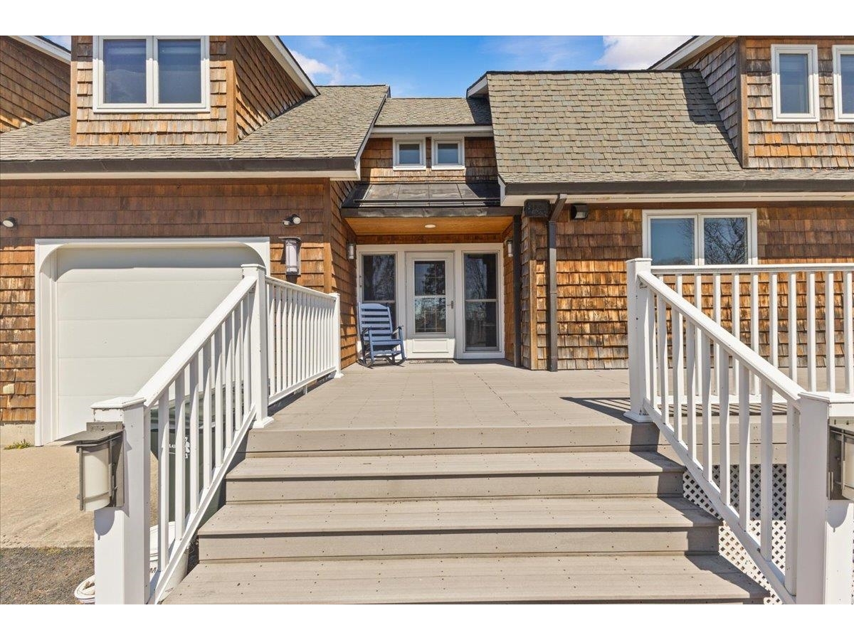 25 Pearl Bay Lane