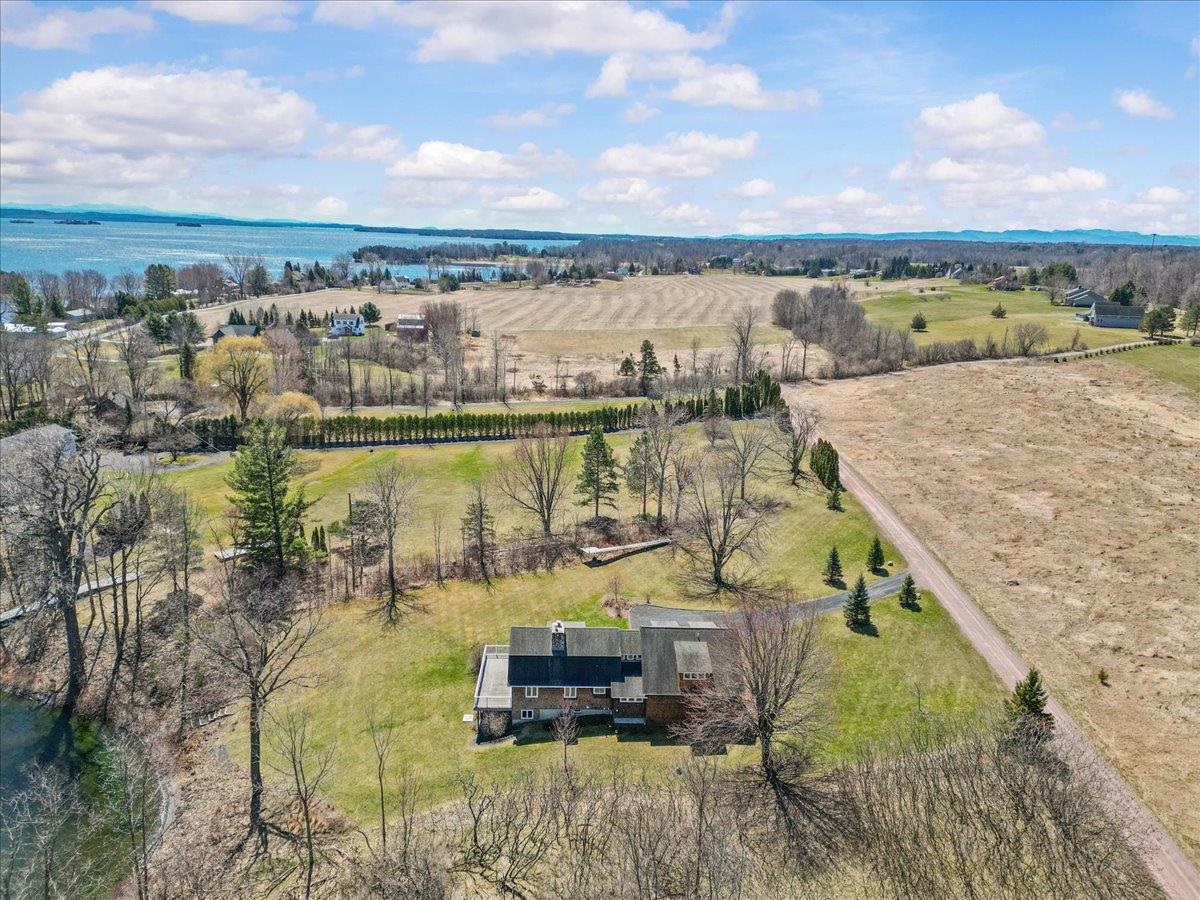 25 Pearl Bay Lane