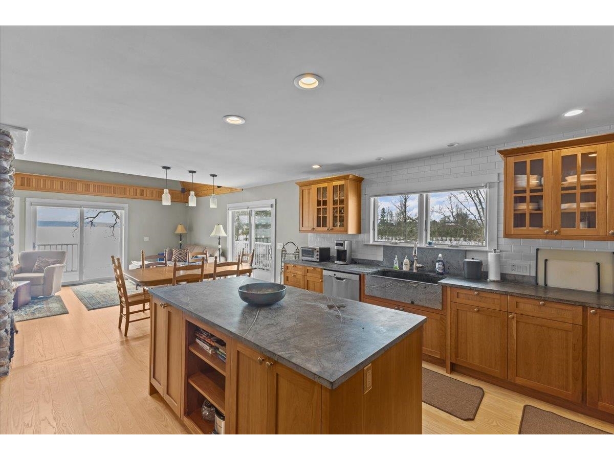 25 Pearl Bay Lane