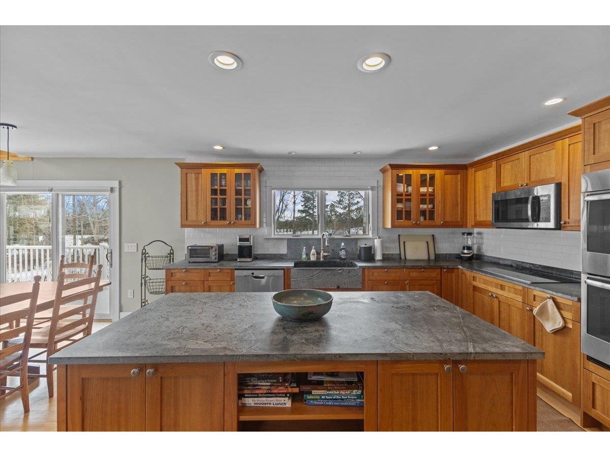 25 Pearl Bay Lane
