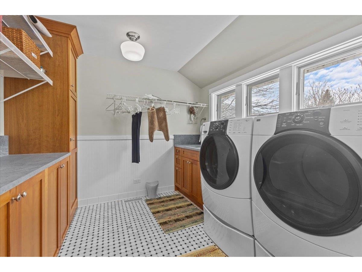 25 Pearl Bay Lane