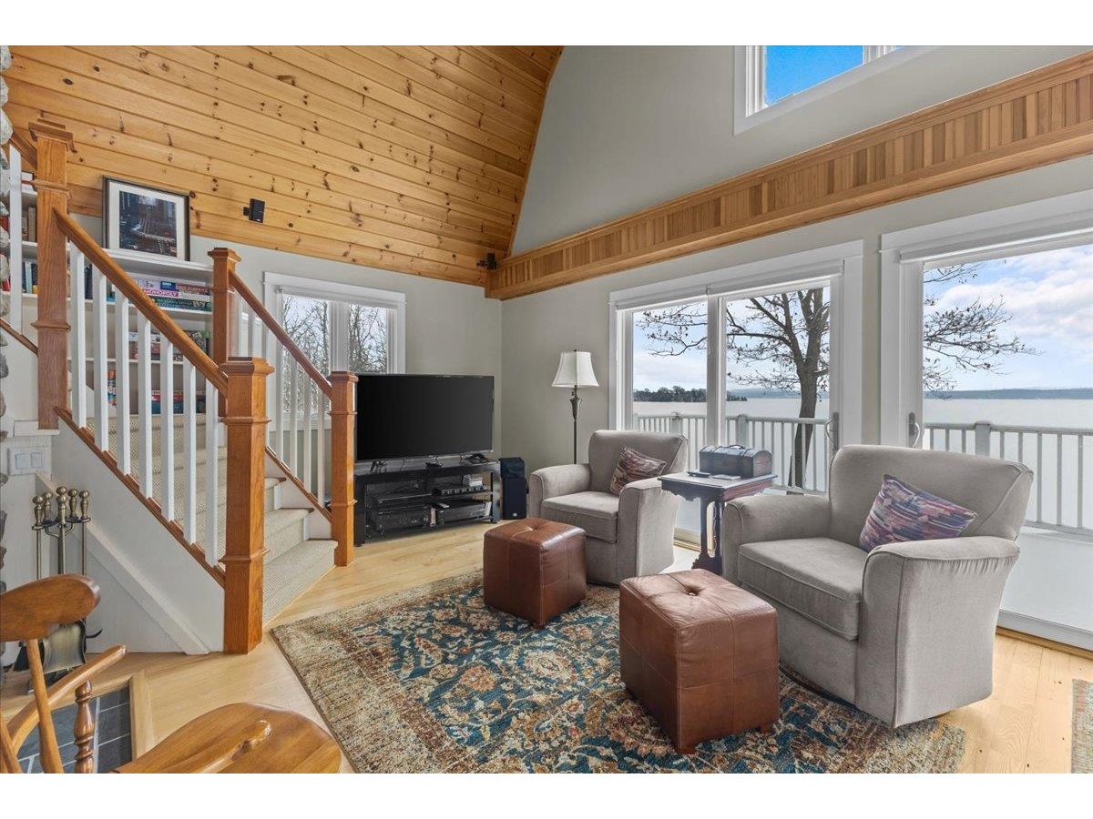 25 Pearl Bay Lane