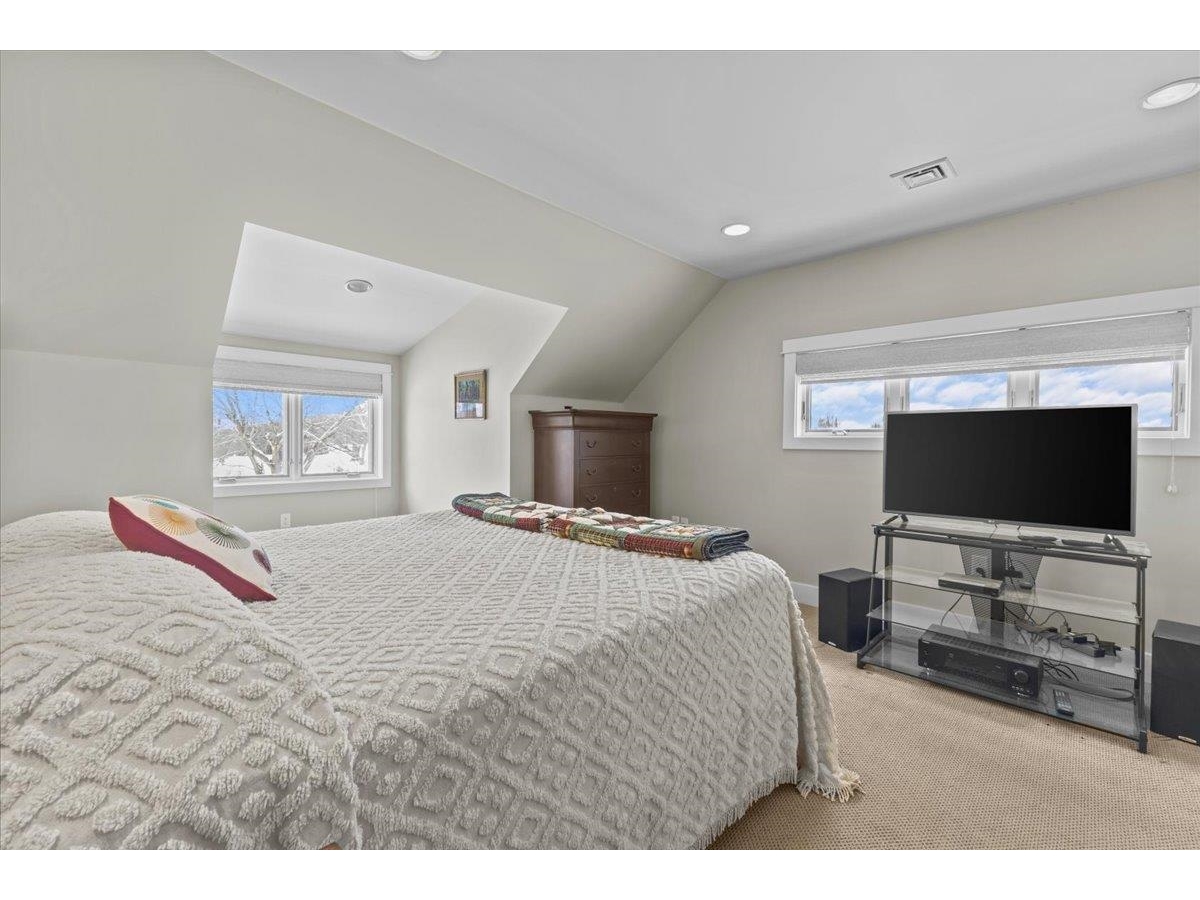 25 Pearl Bay Lane